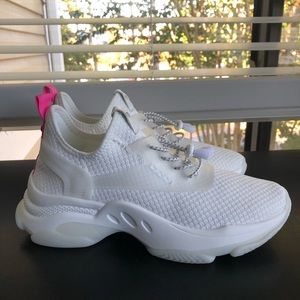 Steve Madden Myles Athletic Shoe